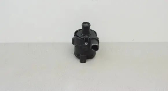 Seat Leon (5F) Electric auxiliary coolant/water pump 5G0965561