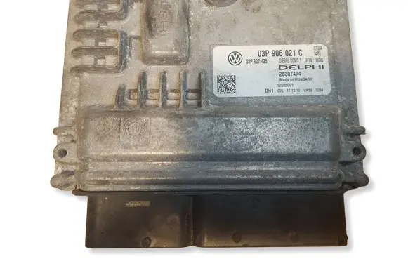 Volkswagen Polo V 6R Engine control unit/module ECU 03P906021C 03P907425 28307474