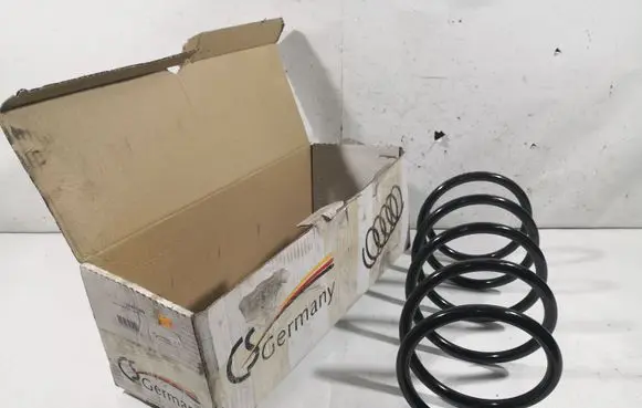 Renault Laguna I Front coil spring 14871245