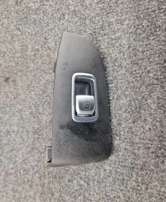 Mercedes-Benz C W205 Electric window control switch A2059051513