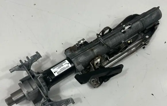 Steering wheel lock