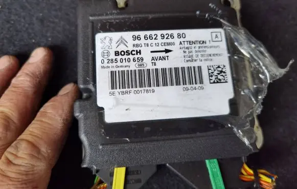 Peugeot 3008 I Airbag control unit/module 9666292680 0285010659 YBRF0017819