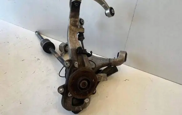 Mercedes-Benz GLE (W166 - C292) Front wheel hub spindle knuckle 16610 16604