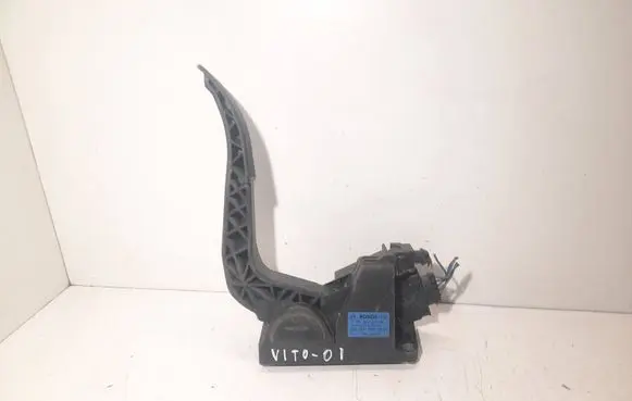 Mercedes-Benz Vito Viano W638 Accelerator throttle pedal A9013000504