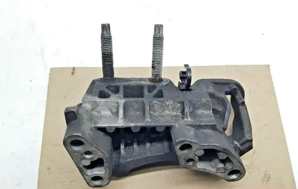 Ford Focus C-MAX Generator/alternator bracket 3M516030AD