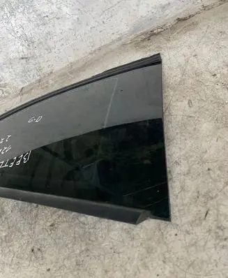 Volkswagen Beetle A5 Rear side window