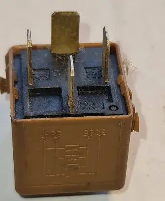 BMW 5 E34 Other relay V23134K59X108 6136 1388729
