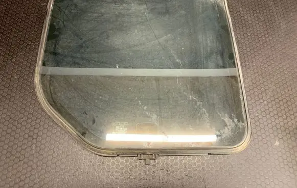 Renault Trafic II (X83) Sliding door window/glass 43R000470 AS2M41D0T497