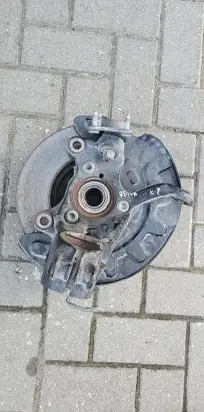 Volkswagen Jetta USA Front wheel hub