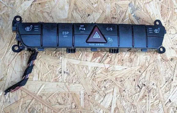 Mercedes-Benz R W251 Central console control unit A2518704510 03754726