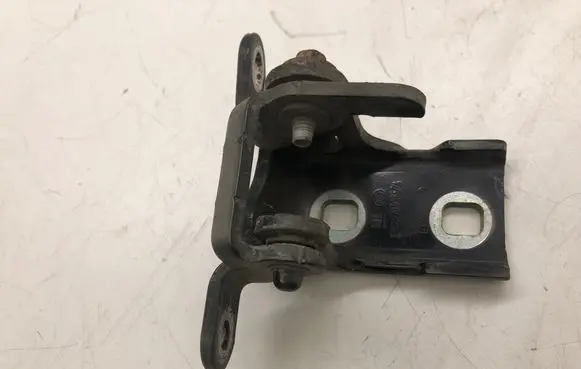 Opel Insignia A Front door upper hinge ES03A046574