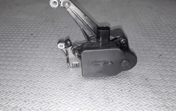 Intake manifold valve actuator/motor