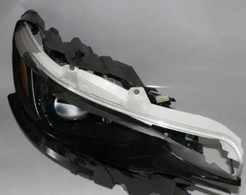 Jeep Cherokee Headlights/headlamps set P68275944AE
