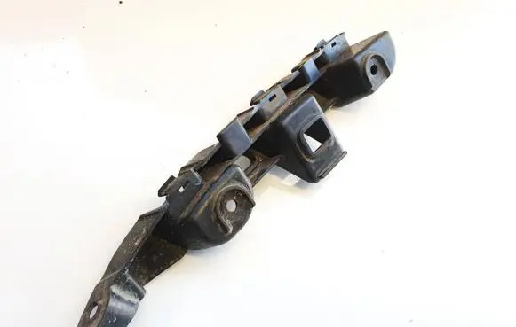 Volkswagen PASSAT B7 Front bumper mounting bracket 3aa807183