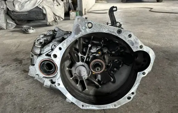 KIA Ceed Manual 6 speed gearbox U42R 4300032907