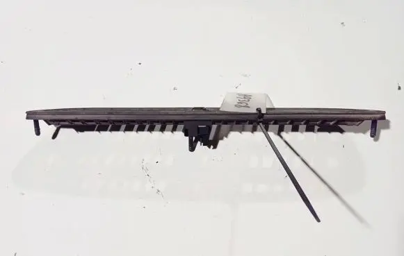 Dash center air vent grill