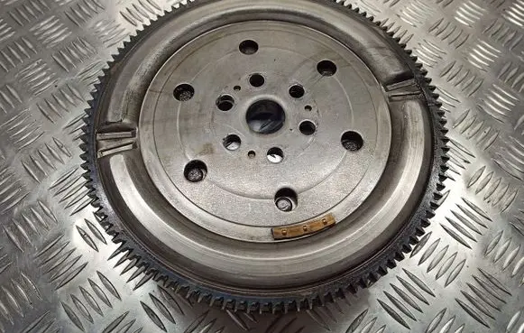 Mazda CX-7 Dual mass flywheel 415046110
