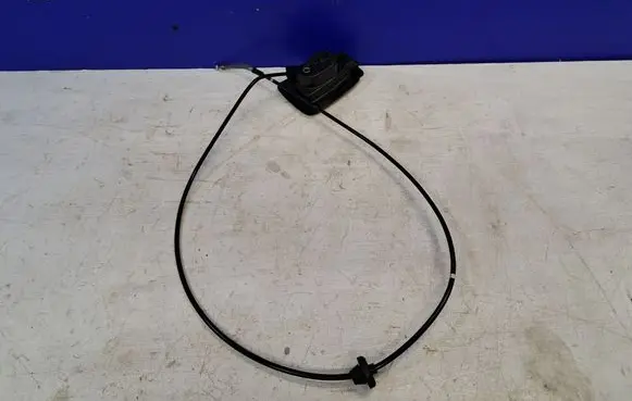 Volvo XC60 Engine bonnet (hood) release handle 31651260 32277310