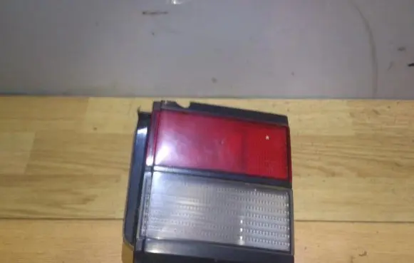 Volkswagen PASSAT B3 Tailgate rear/tail lights