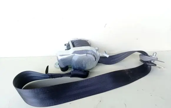 Hyundai ix 55 Front seatbelt 888803J400