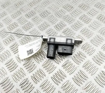 Land Rover Range Rover Evoque L551 Glow plug pre-heat relay GX7312B533AE 0281003205