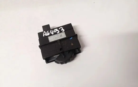 Renault Laguna I Headlight level height control switch 7700822897