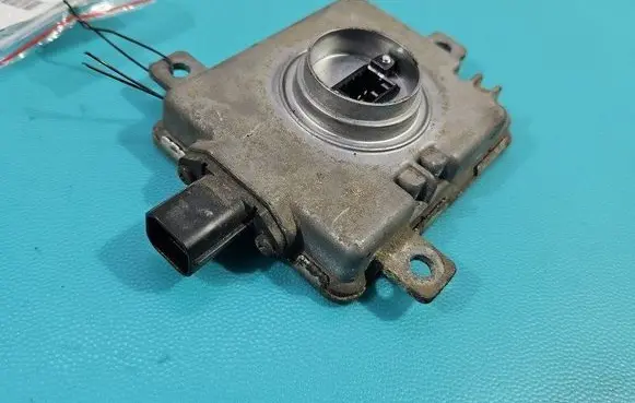 Peugeot 4007 Headlight ballast module Xenon W3T16271 IMPRK1463346