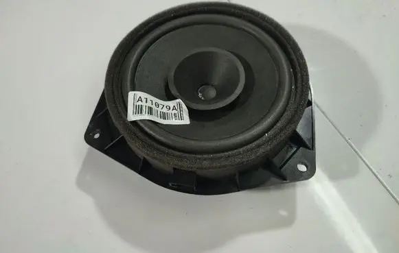 Toyota Avensis T250 Front door speaker 8616002370