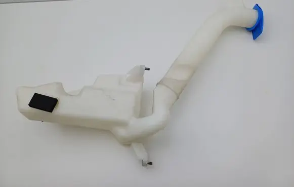Volkswagen Polo IV 9N3 Windshield washer fluid reservoir/tank 6Q0955453