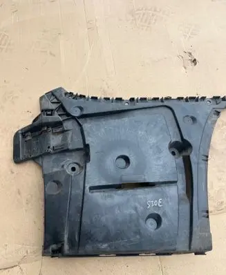 BMW 5 G30 G31 G38 Rear bumper mounting bracket 7387300 21754011