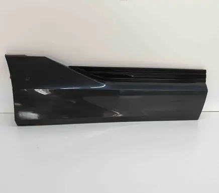 Rear door trim (molding)