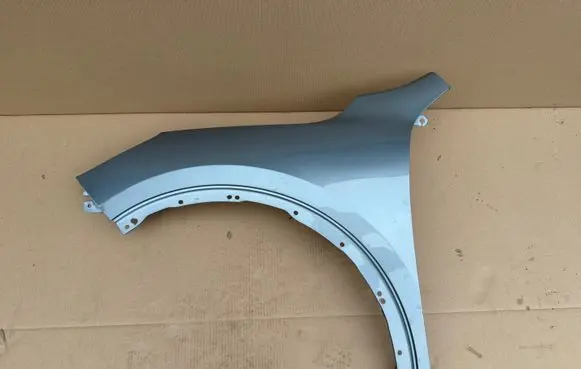 Ford Kuga III Fender LV4BS16016AD