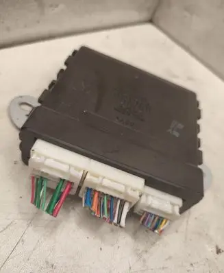 Lexus GS 300 350 430 450H Door control unit/module 1233006471
