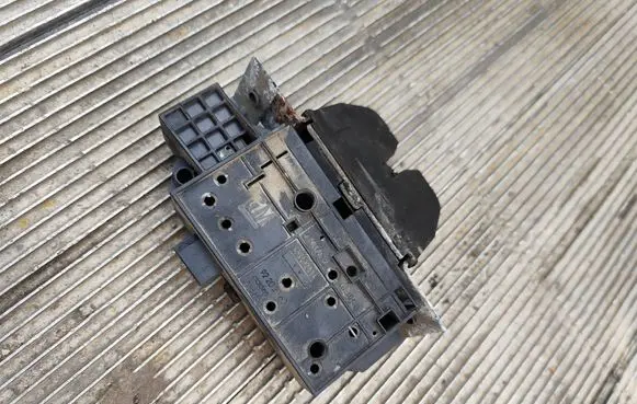 Opel Signum Tailgate/trunk/boot lock/catch/latch 495072894 92202268