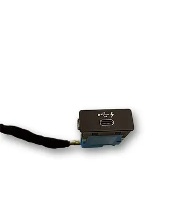 BMW 1 F40 USB socket connector 84108711939 8711939