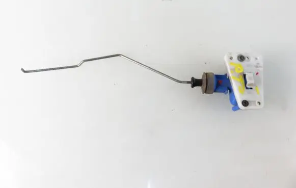 Audi 80 90 S2 B4 Central locking motor 893862123