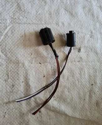 BMW 3 F30 F35 F31 Horn signal 8373328
