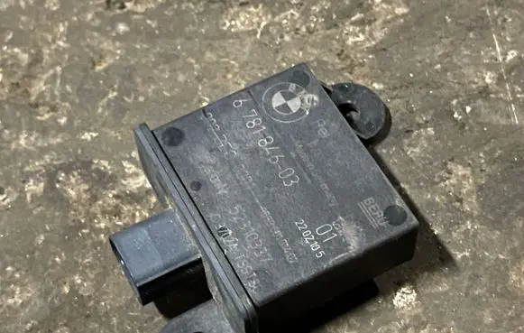 BMW 5 F10 F11 Tire pressure sensor 6781846 52310337 053300101402