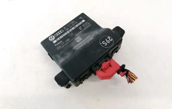 Volkswagen Touran I Door control unit/module 1K0907530E 1K0907951
