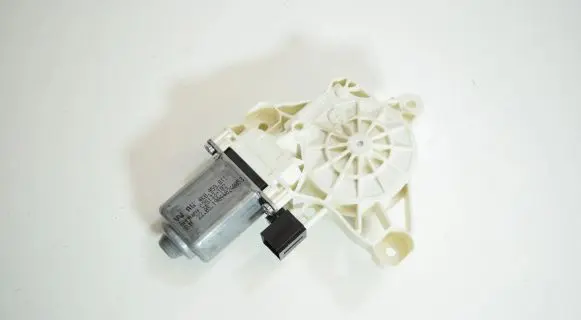 Audi A6 S6 C8 4K Rear door window regulator motor 4K0959811