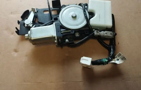 Infiniti G37 Tailgate/trunk/boot lock/catch/latch 846206AR000
