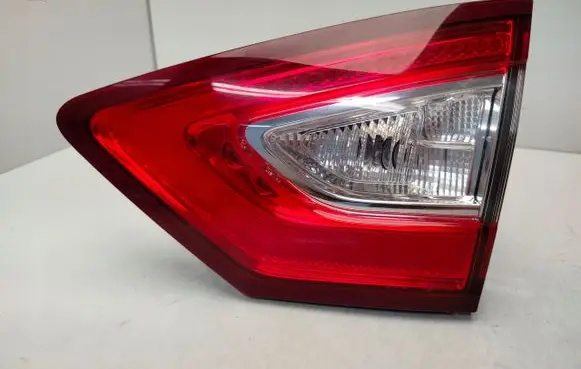 Ford Mondeo MK V Rear/tail lights DS7313A602KD
