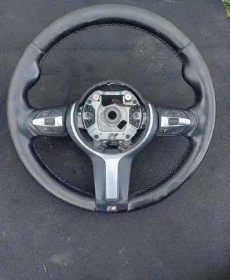 BMW 2 F46 Steering wheel 