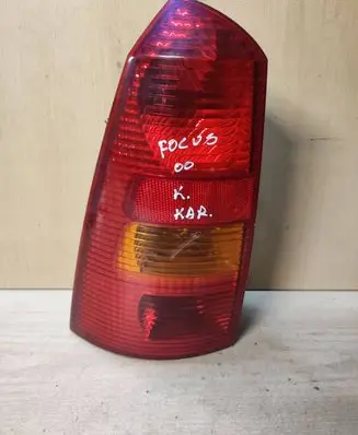 Ford Focus Rear/tail lights XS4X13N004EC