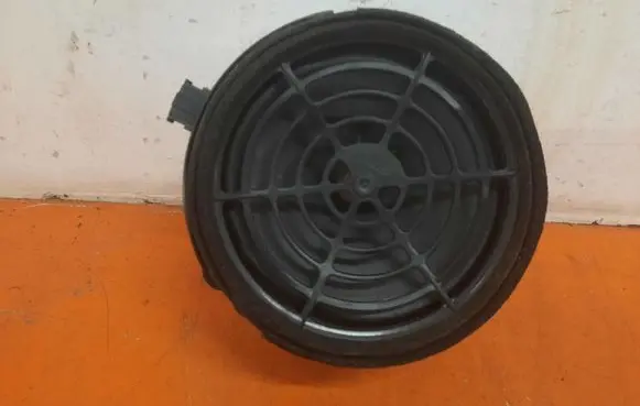 Audi Q7 4L Subwoofer speaker 4F0035415B
