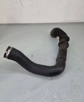 Intercooler hose/pipe