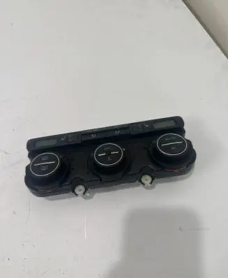 Volkswagen Tiguan Climate control unit 1K0907044DC 5HB01010603