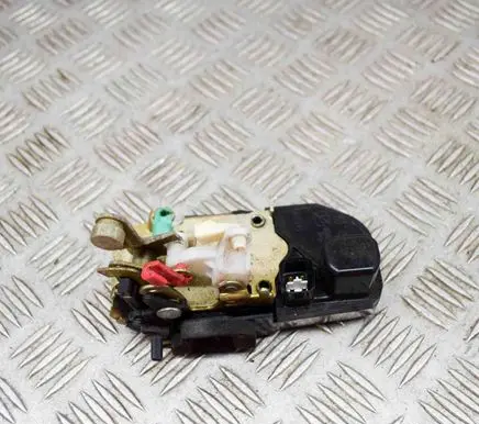 Jeep Grand Cherokee (WK) Rear door lock