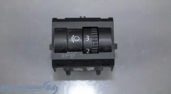 Skoda Rapid (NH) Headlight level adjustment motor 5JA94L333A