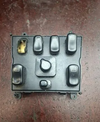 Mercedes-Benz ML W163 Electric window control switch 